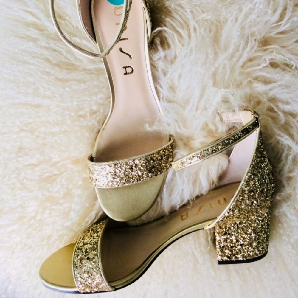 UNISA GOLD SPARKLY HEELS